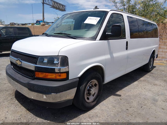 Chevrolet Express 3500 Lt 2018 1GAZGPFG4J1213456 Image 2