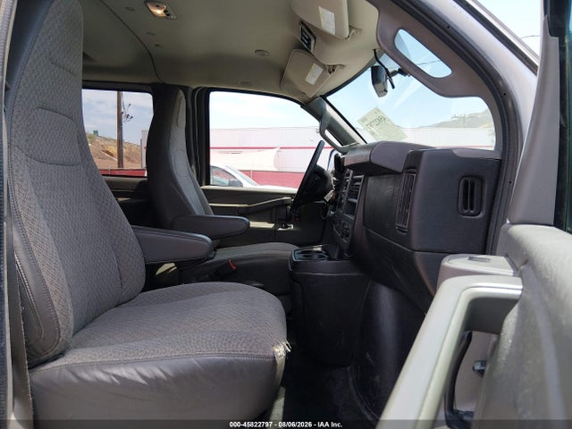 Chevrolet Express 3500 Lt 2018 1GAZGPFG4J1213456 Image 5