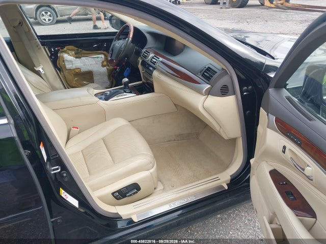 Aukcja sprzedaży 2016 Lexus Ls 460, vin: JTHCL5EF4G5026935, numer aukcji: 45822816
