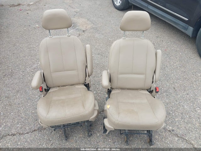 Продажа на аукционе авто 2003 Ford Windstar Sel, vin: 2FMZA53423BA26131, номер лота: 45822854