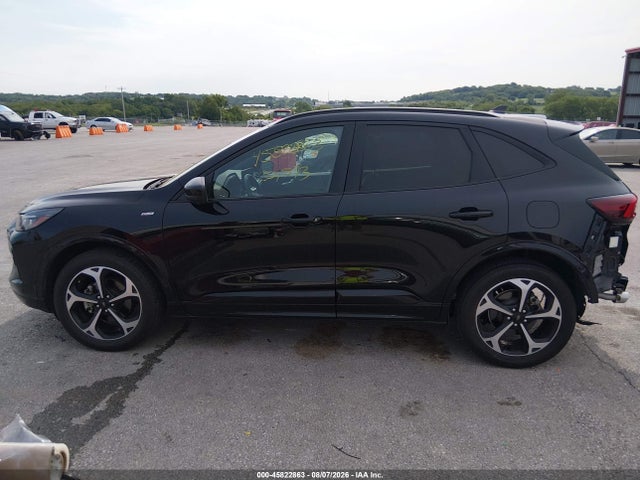1FMCU9PA8PUA02209 Ford Escape St-line Elite