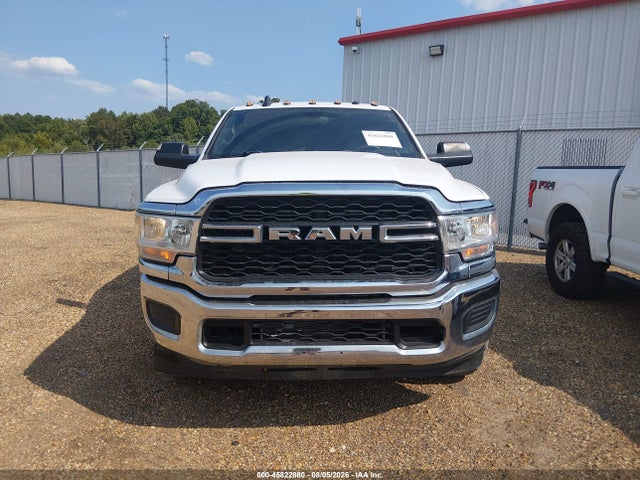 45822880 :رقم المزاد ، 3C6UR5HL7MG539016 vin ، 2021 Ram 2500 Tradesman  4x4 8' Box مزاد بيع