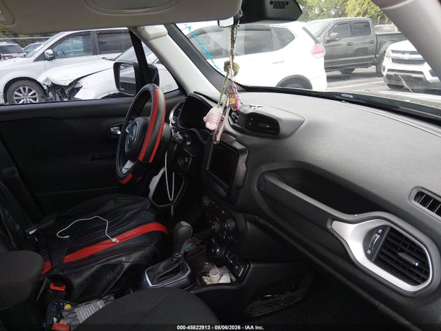 Jeep Renegade Latitude 4x4 2018 ZACCJBBBXJPJ44944 Image 5
