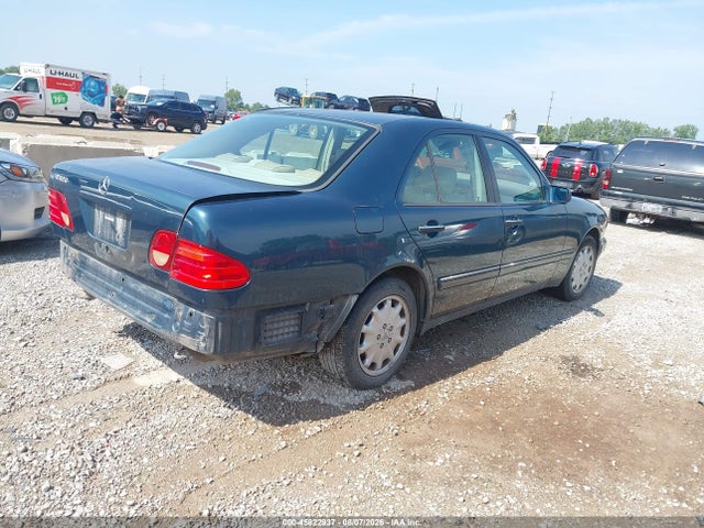 Продажа на аукционе авто 1999 Mercedes-benz E 320, vin: WDBJF65H8XA853933, номер лота: 45822937