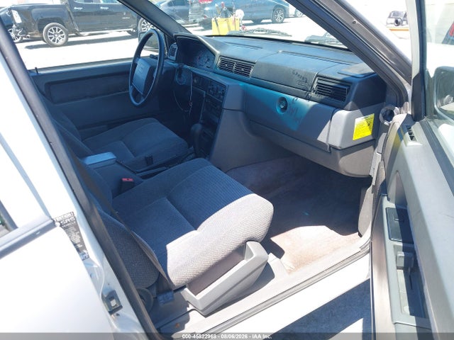 Продажа на аукционе авто 1994 Volvo 940, vin: YV1JW8317R1110518, номер лота: 45822968