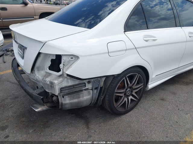 Aukcja sprzedaży 2013 Mercedes-benz C 350 Sport, vin: WDDGF5HB7DA842680, numer aukcji: 45822997