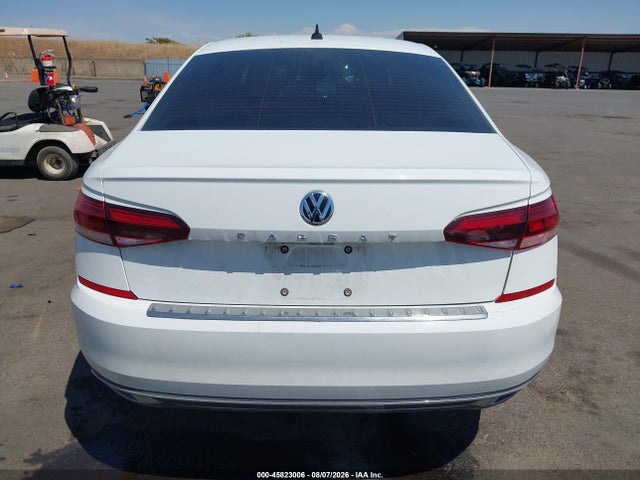 Продаж на аукціоні авто 2021 Volkswagen Passat 2.0t Se, vin: 1VWSA7A30MC008642, номер лоту: 45823006