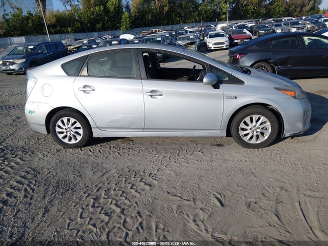 Toyota PRIUS PLUG-IN 2014 JTDKN3DP6E3051236 Image 13
