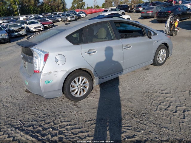 Toyota PRIUS PLUG-IN 2014 JTDKN3DP6E3051236 Image 4