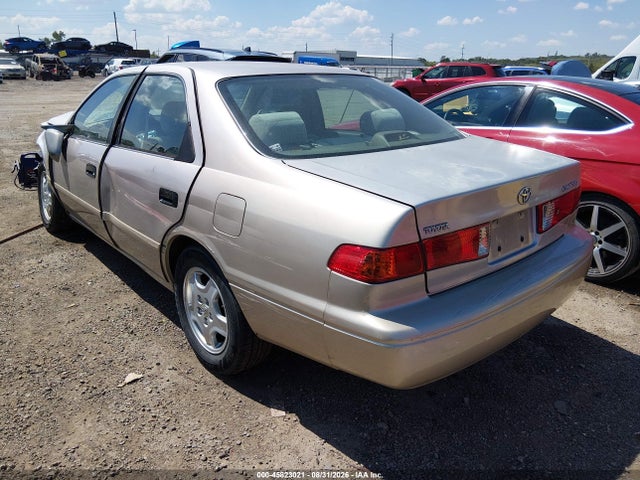 2001 Toyota Camry Ce მანქანა იყიდება აუქციონზე, vin: 4T1BG22K01U839490, აუქციონის ნომერი: 45823021