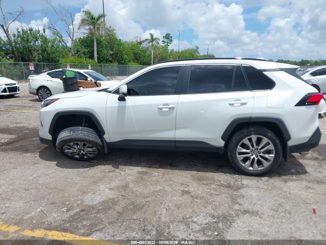 Продажа на аукционе авто 2024 Toyota Rav4 Xle Premium, vin: 2T3A1RFV0RW416275, номер лота: 45823022