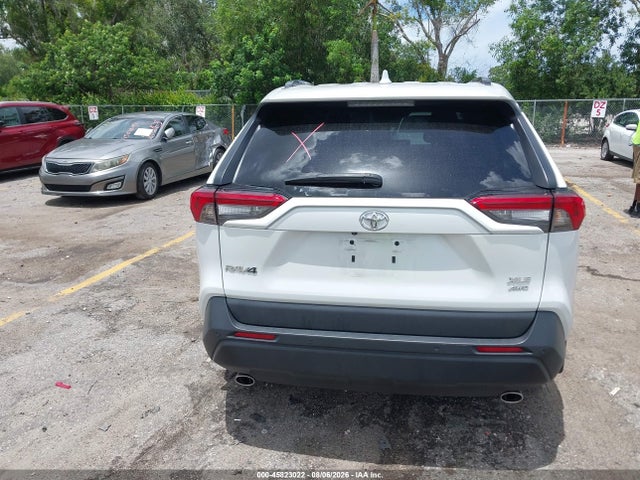 Продажа на аукционе авто 2024 Toyota Rav4 Xle Premium, vin: 2T3A1RFV0RW416275, номер лота: 45823022