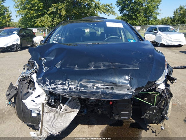 2013 Hyundai Elantra Limited მანქანა იყიდება აუქციონზე, vin: KMHDH4AE1DU022269, აუქციონის ნომერი: 45823029