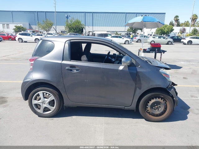 Scion IQ 2015 JTNJJXB02FJ030929 Image 14