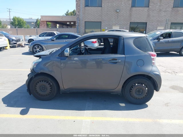 Scion IQ 2015 JTNJJXB02FJ030929 Image 15