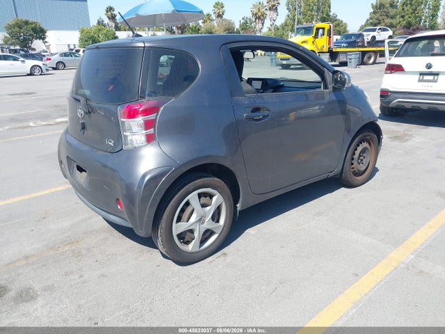 Scion IQ 2015 JTNJJXB02FJ030929 Image 4