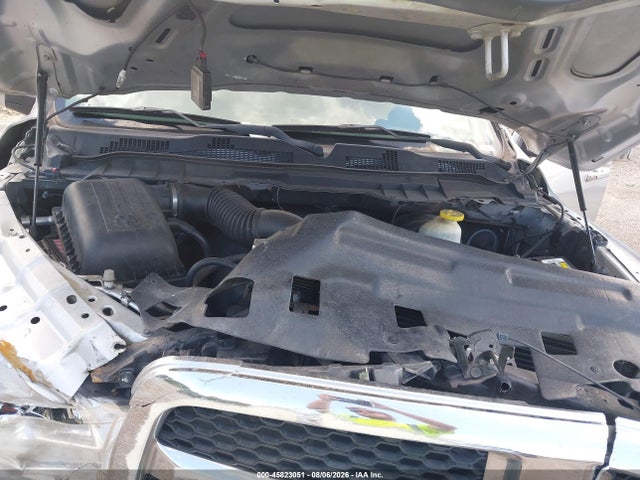 45823051 :رقم المزاد ، 1C6RR6NT1HS856448 vin ، 2017 Ram 1500 Laramie  4x2 5'7 Box مزاد بيع