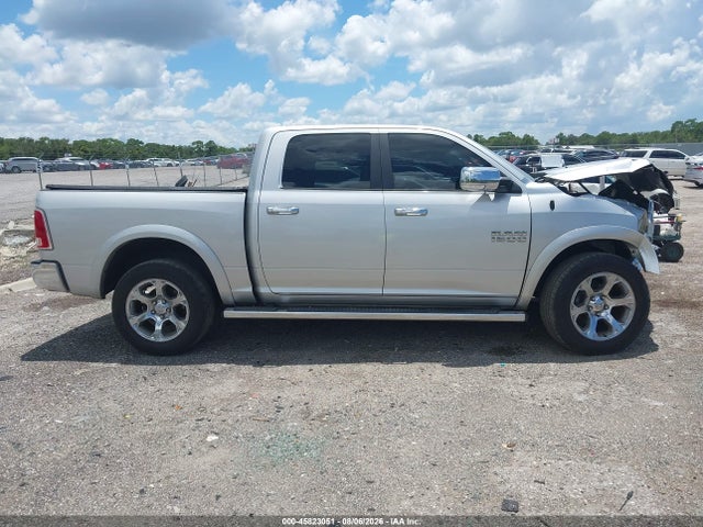 45823051 :رقم المزاد ، 1C6RR6NT1HS856448 vin ، 2017 Ram 1500 Laramie  4x2 5'7 Box مزاد بيع