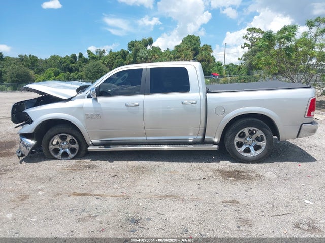 45823051 :رقم المزاد ، 1C6RR6NT1HS856448 vin ، 2017 Ram 1500 Laramie  4x2 5'7 Box مزاد بيع
