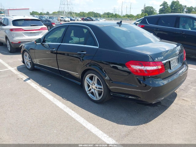 2011 Mercedes-benz E 350 მანქანა იყიდება აუქციონზე, vin: WDDHF5GB5BA496258, აუქციონის ნომერი: 45823057