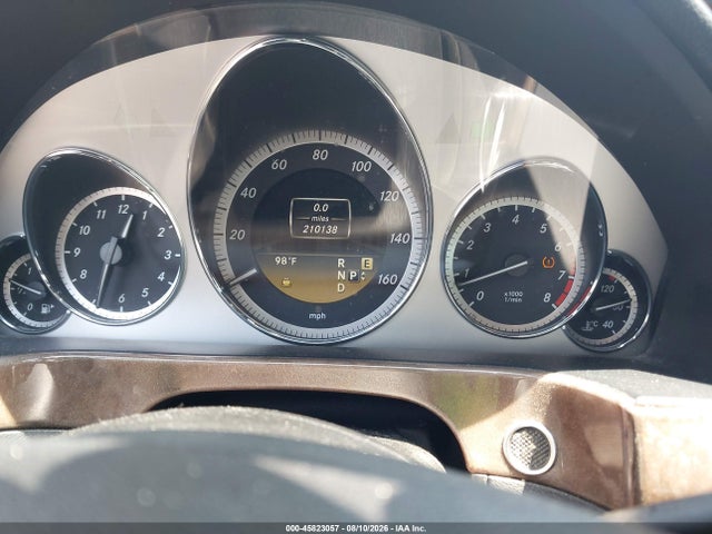 2011 Mercedes-benz E 350 მანქანა იყიდება აუქციონზე, vin: WDDHF5GB5BA496258, აუქციონის ნომერი: 45823057