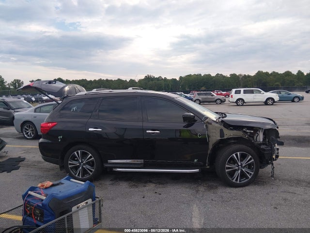 45823096 :رقم المزاد ، 5N1DR2MM8JC607047 vin ، 2018 Nissan Pathfinder Platinum مزاد بيع