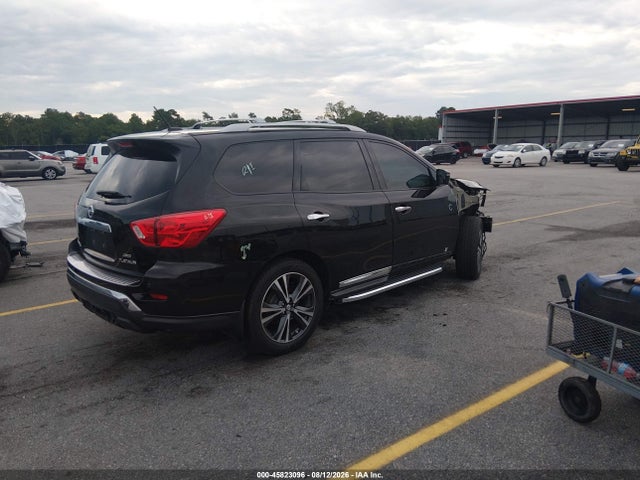 45823096 :رقم المزاد ، 5N1DR2MM8JC607047 vin ، 2018 Nissan Pathfinder Platinum مزاد بيع