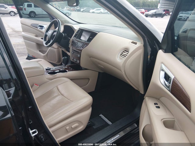 45823096 :رقم المزاد ، 5N1DR2MM8JC607047 vin ، 2018 Nissan Pathfinder Platinum مزاد بيع