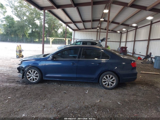 2013 Volkswagen Jetta 2.5l Se მანქანა იყიდება აუქციონზე, vin: 3VWDX7AJ7DM426037, აუქციონის ნომერი: 45823137
