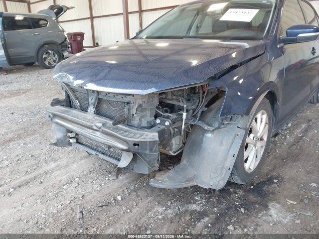 2013 Volkswagen Jetta 2.5l Se მანქანა იყიდება აუქციონზე, vin: 3VWDX7AJ7DM426037, აუქციონის ნომერი: 45823137