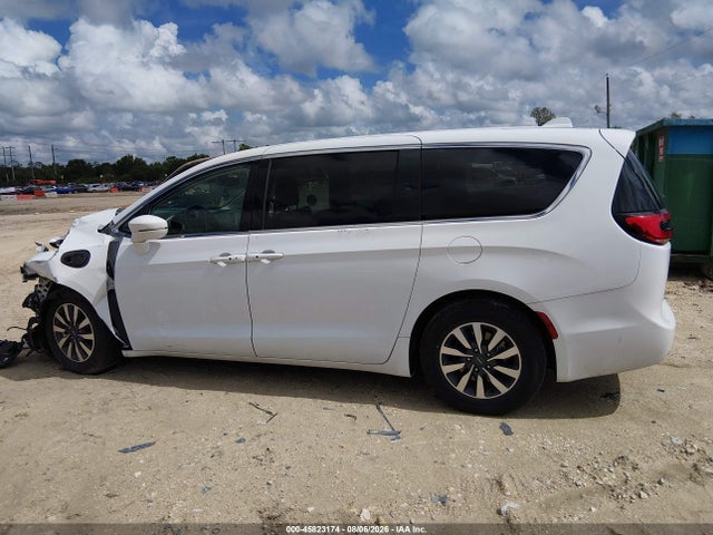 Aukcja sprzedaży 2022 Chrysler Pacifica Hybrid Touring L, vin: 2C4RC1L79NR136959, numer aukcji: 45823174