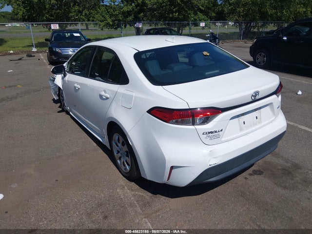 Продаж на аукціоні авто 2022 Toyota Corolla Le, vin: 5YFEPMAE6NP282581, номер лоту: 45823185