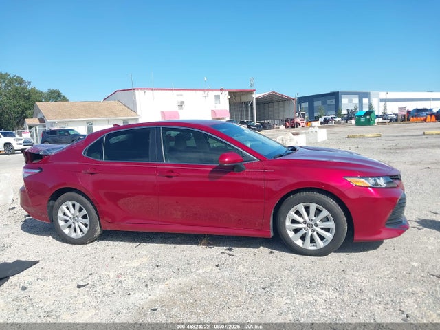 Продаж на аукціоні авто 2020 Toyota Camry Le, vin: 4T1C11AK8LU366801, номер лоту: 45823222