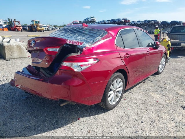 Продаж на аукціоні авто 2020 Toyota Camry Le, vin: 4T1C11AK8LU366801, номер лоту: 45823222