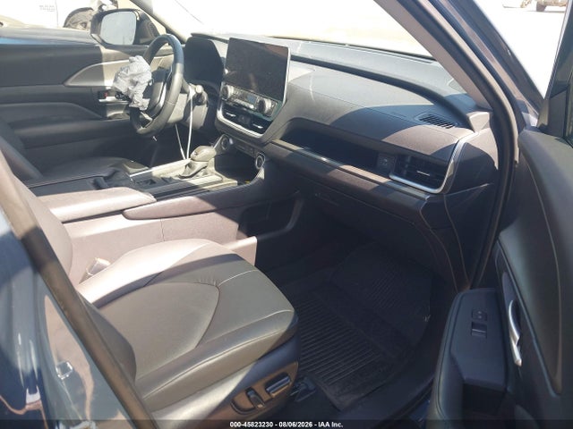 5TDACAB56TS072011 Toyota Grand Highlander Hybrid Xle