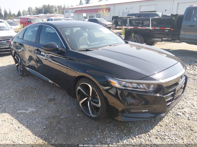 Auction sale of the 2018 Honda Accord Sport, vin: 1HGCV1F30JA203828, lot number: 45823251