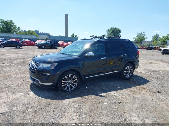 Ford Explorer Platinum 2018 1FM5K8HT8JGC02182 Image 2