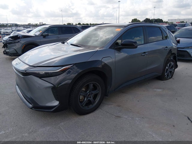 Toyota BZ4X XLE 2025 JTMAAAAA9SA071807 Image 2