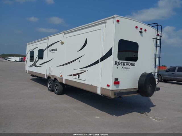 2017 Rockwood Signature Ultra Lite მანქანა იყიდება აუქციონზე, vin: 4X4TRLH23H1874322, აუქციონის ნომერი: 45823383