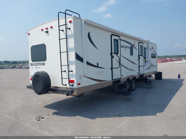 2017 Rockwood Signature Ultra Lite მანქანა იყიდება აუქციონზე, vin: 4X4TRLH23H1874322, აუქციონის ნომერი: 45823383