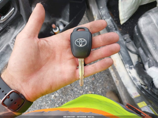 Продажа на аукционе авто 2017 Toyota Corolla Le, vin: 2T1BURHE3HC938691, номер лота: 45823391
