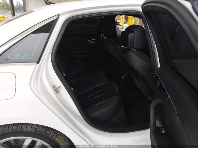 WAUEAAF41NN009302 Audi A4 Premium Plus 45 Tfsi S Line Quattro S Tronic