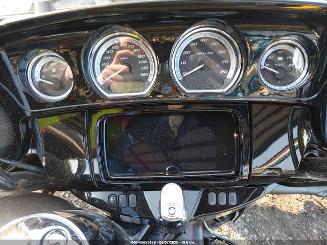 Harley-Davidson FLHTK 2019 1HD1KEF15KB679328 Image 7