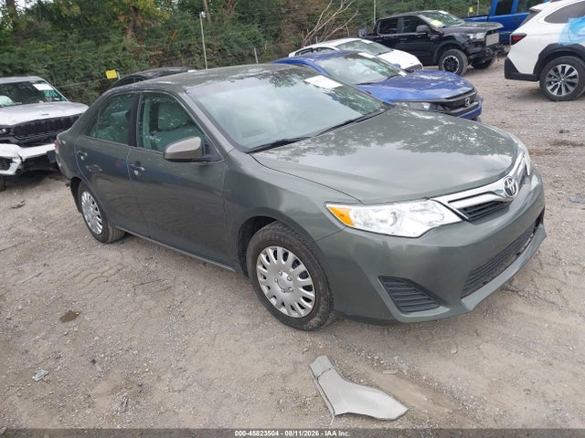 2014 Toyota Camry Le მანქანა იყიდება აუქციონზე, vin: 4T4BF1FK0ER425970, აუქციონის ნომერი: 45823504
