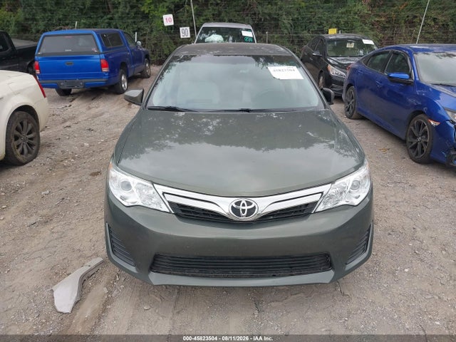 2014 Toyota Camry Le მანქანა იყიდება აუქციონზე, vin: 4T4BF1FK0ER425970, აუქციონის ნომერი: 45823504