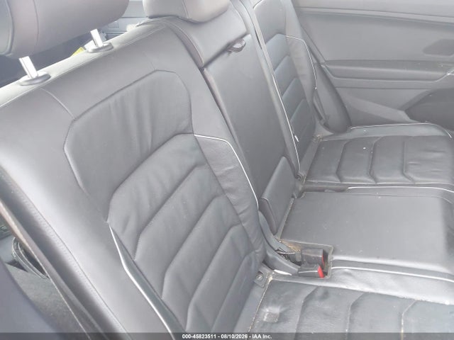 Продажа на аукционе авто 2018 Volkswagen Tiguan 2.0t Sel Premium, vin: 3VV4B7AX5JM004531, номер лота: 45823511