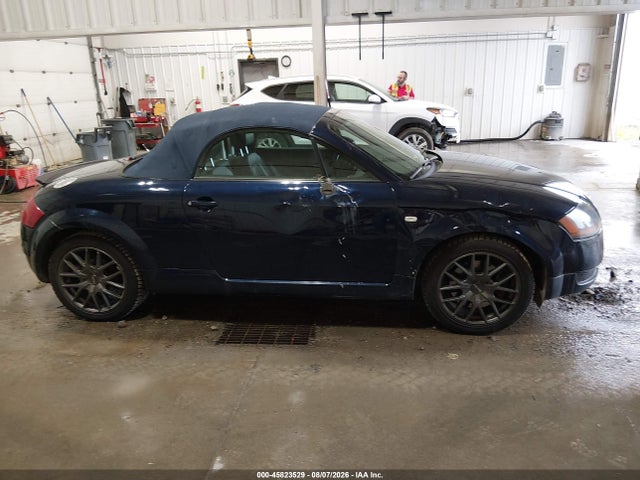45823529 :رقم المزاد ، TRUUT28N121010625 vin ، 2002 Audi Tt 1.8l مزاد بيع