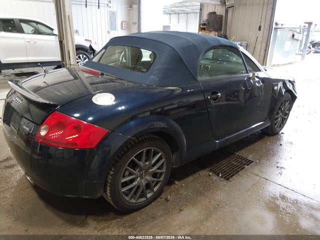 45823529 :رقم المزاد ، TRUUT28N121010625 vin ، 2002 Audi Tt 1.8l مزاد بيع