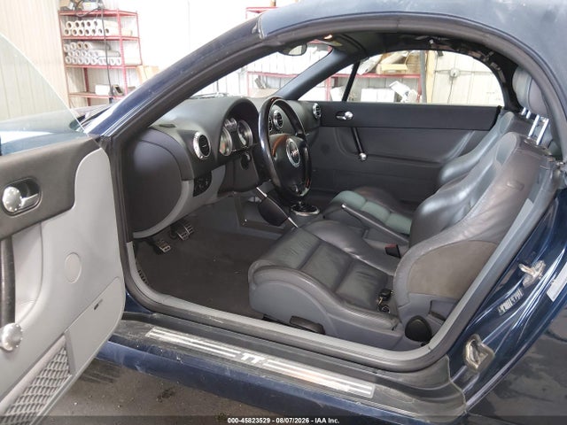 45823529 :رقم المزاد ، TRUUT28N121010625 vin ، 2002 Audi Tt 1.8l مزاد بيع