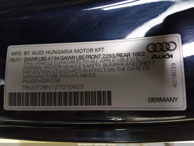 45823529 :رقم المزاد ، TRUUT28N121010625 vin ، 2002 Audi Tt 1.8l مزاد بيع